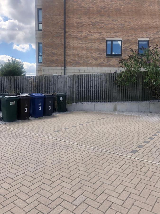 Barber House, Hoyland With Two Allocated Parking Spaces Exterior foto